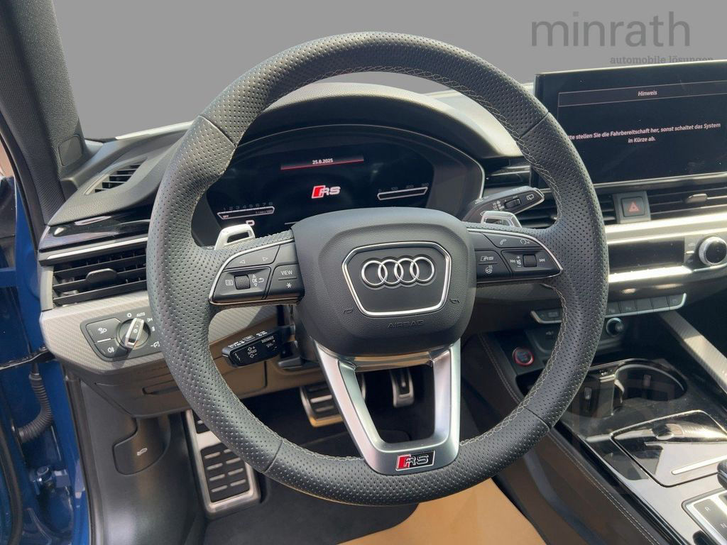 Audi RS 4 Avant 2.9 TFSI Q BLACK RAUTE APP B&O DAB