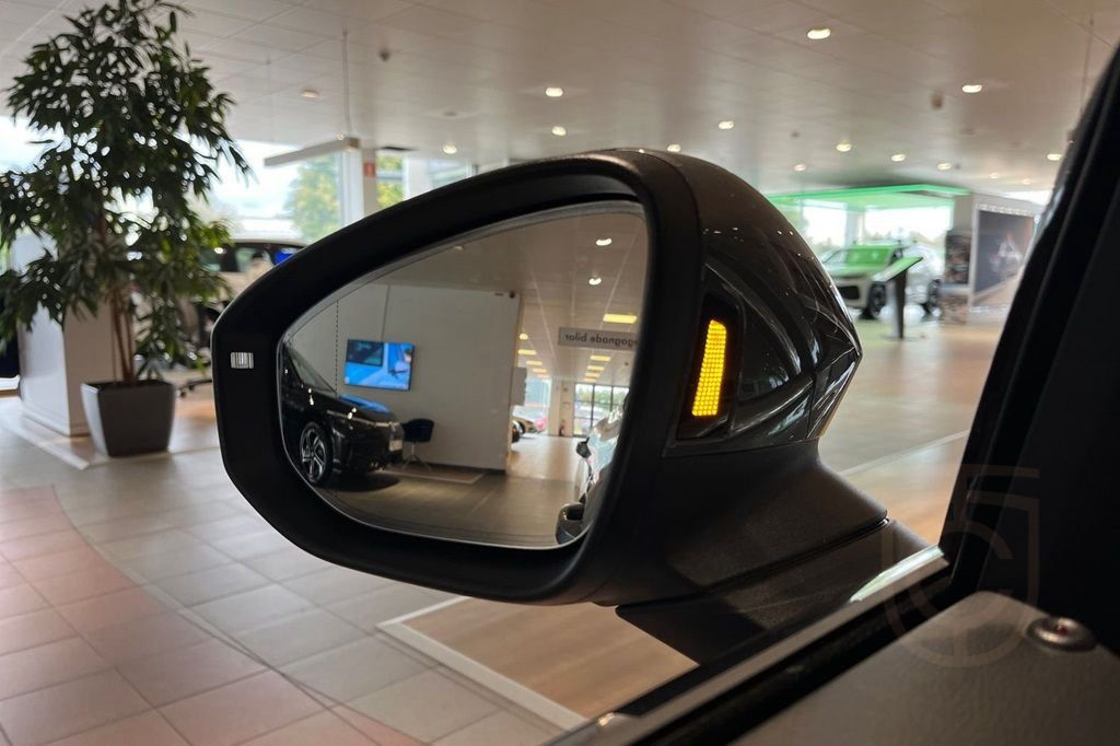 Volkswagen Passat 2.0 TDI 4M R-Line