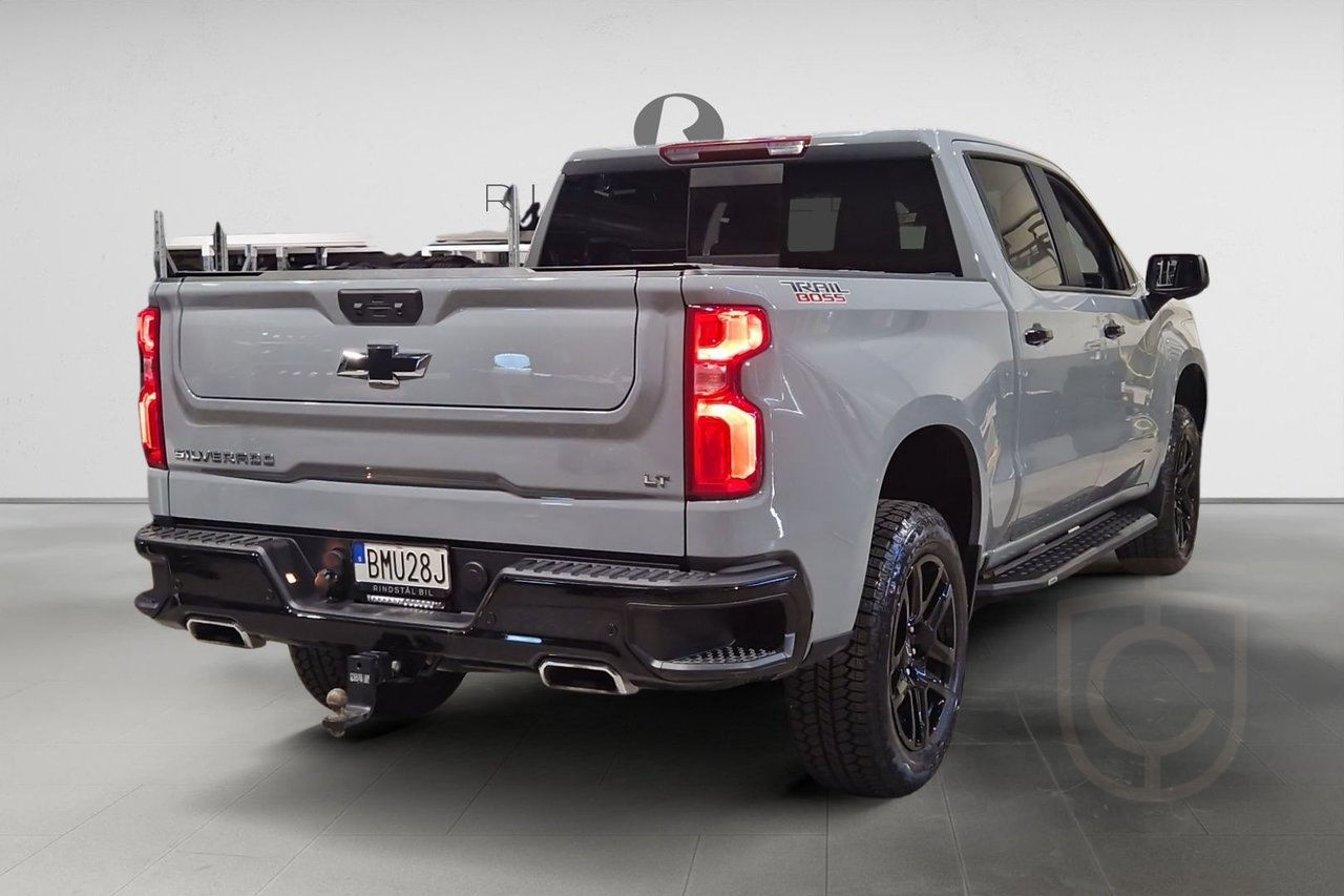 Chevrolet Silverado 1500 CREW CAB 6.2 V8