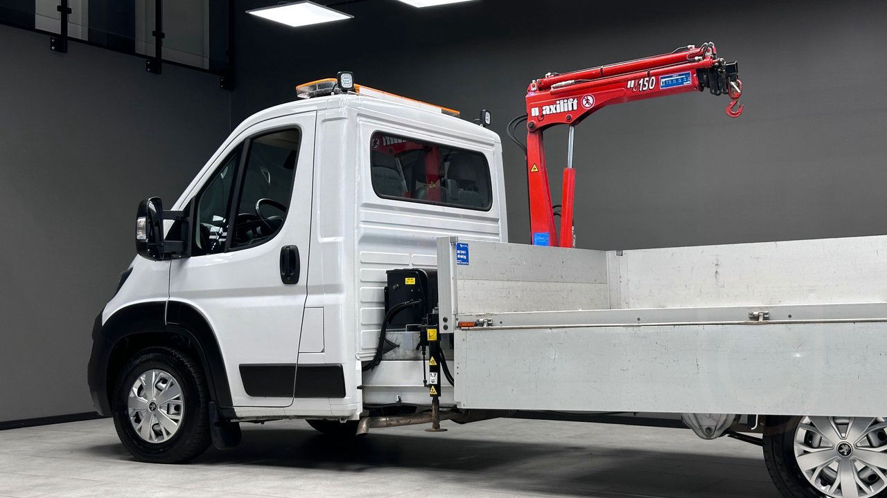 Peugeot Boxer Chassi Cab 335 2.2