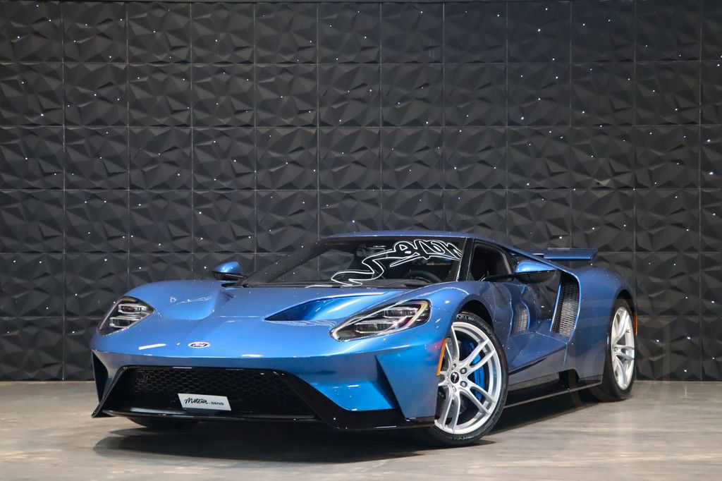 Ford GT - Blue Liquid - Carbon - Camera - Like New