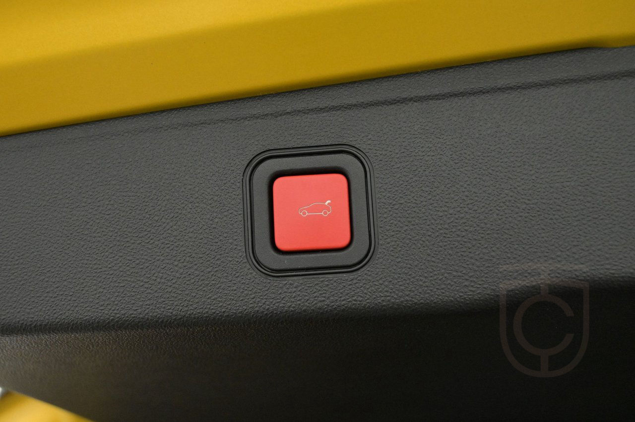 Jeep Avenger Electric Summit LED AdapFart