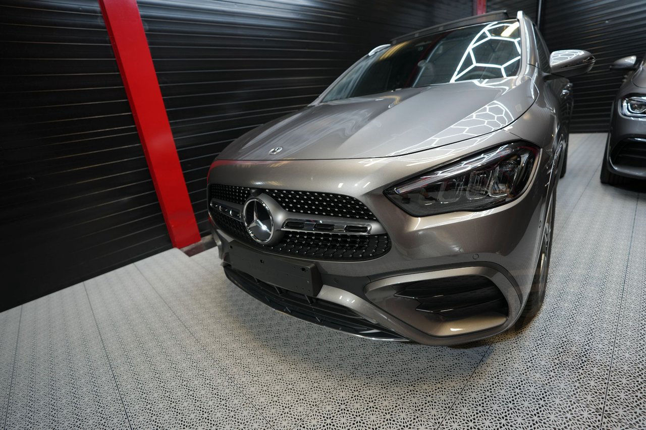 Mercedes-Benz GLA 200 7G-DCT AMG