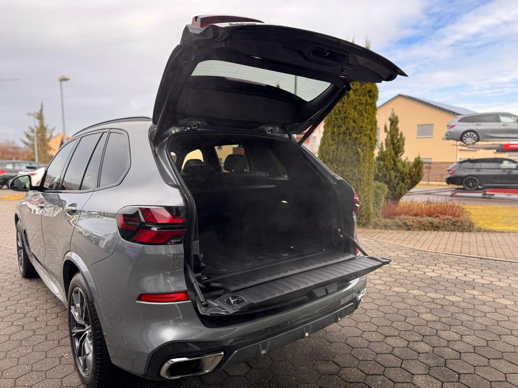 BMW X5 30d xDrive M-Sport ABSTANDSTEMP MEMORY AHK