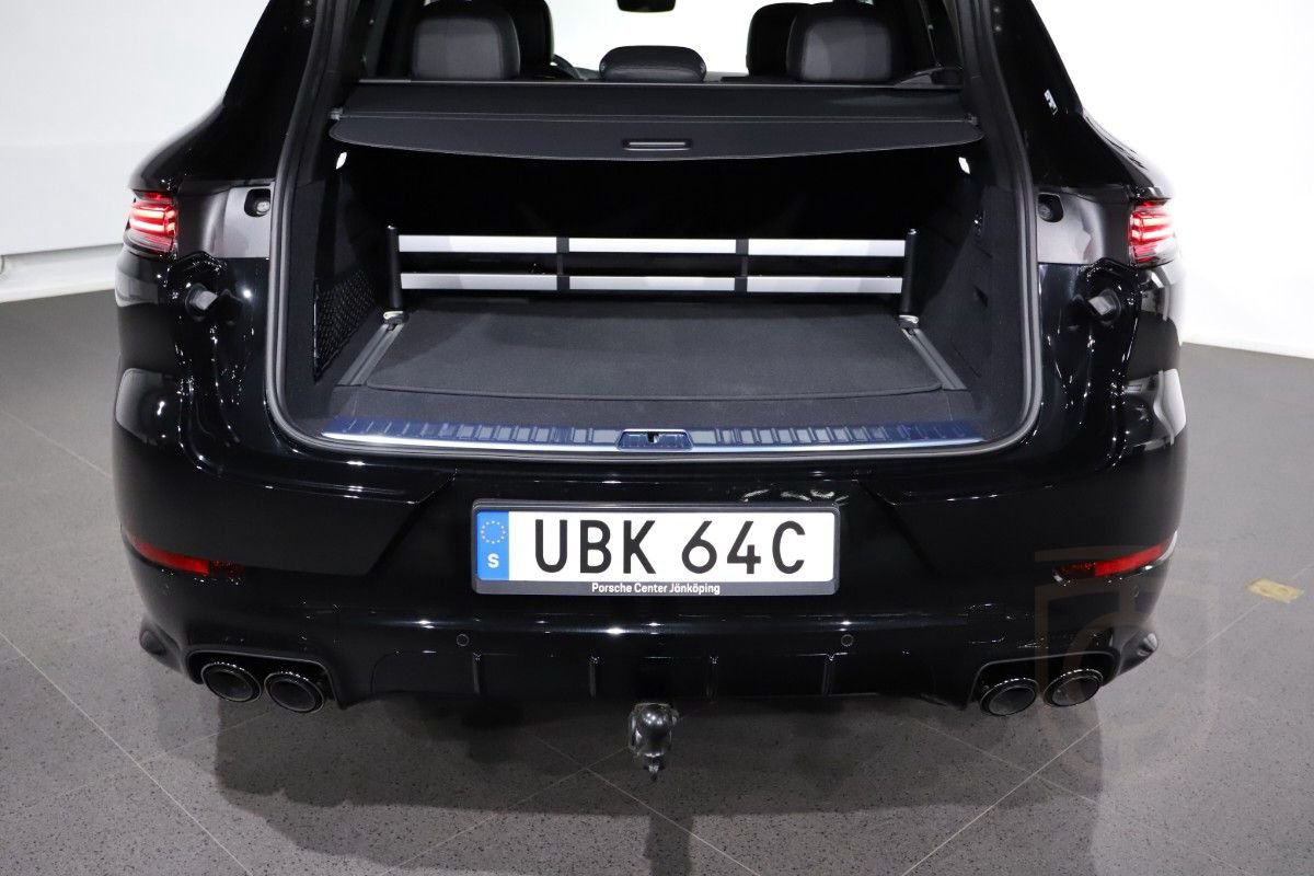 Porsche Cayenne SUV