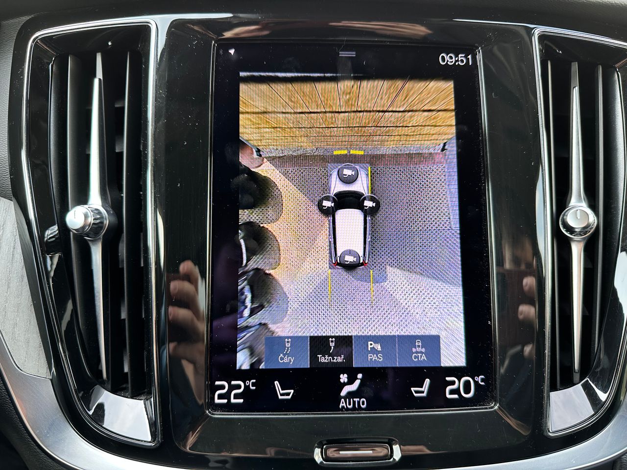 Volvo V60 CC B4 AWD Momentum