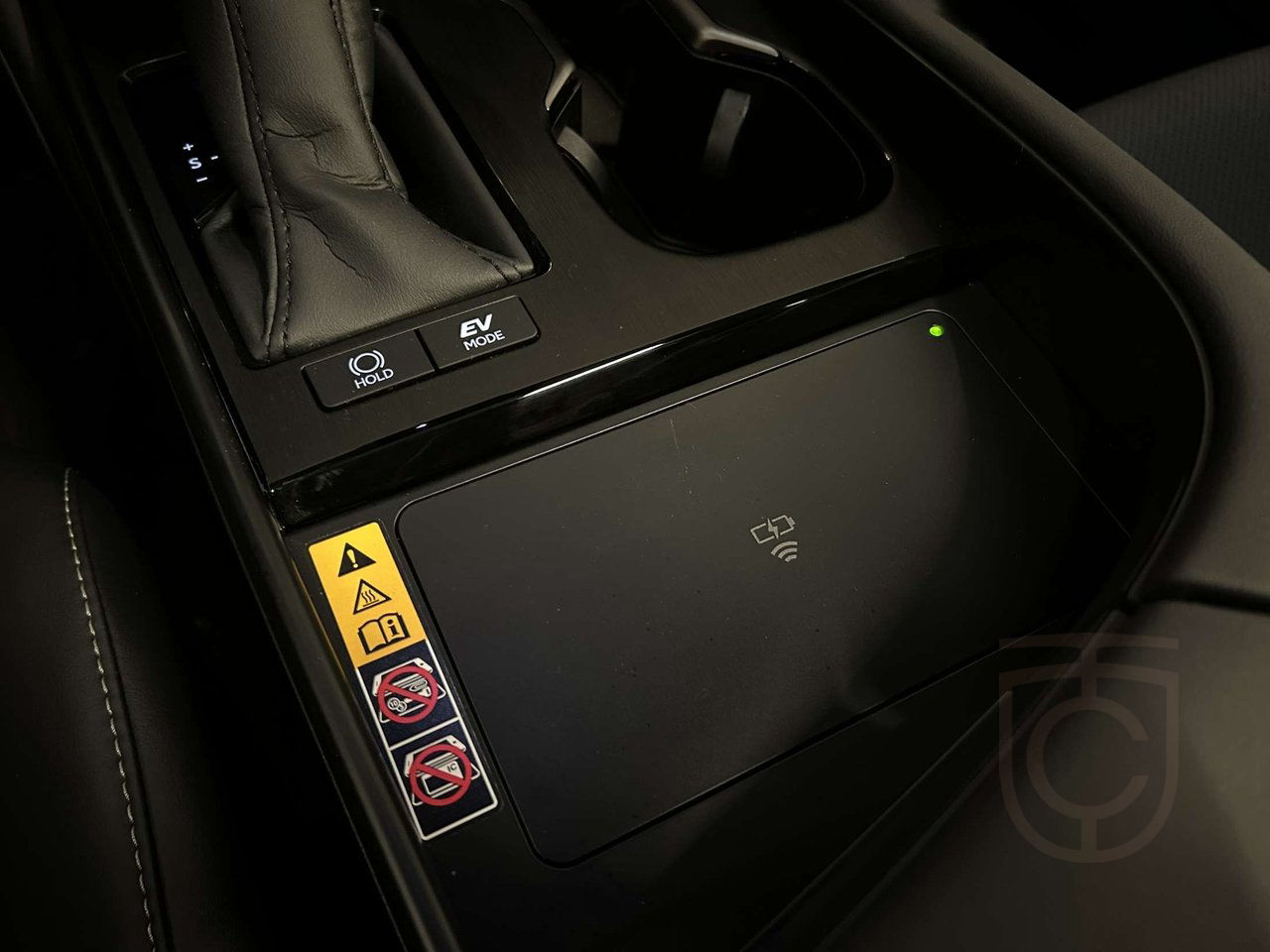 Lexus ES 300h 2.5 E-CVT Limited Edition