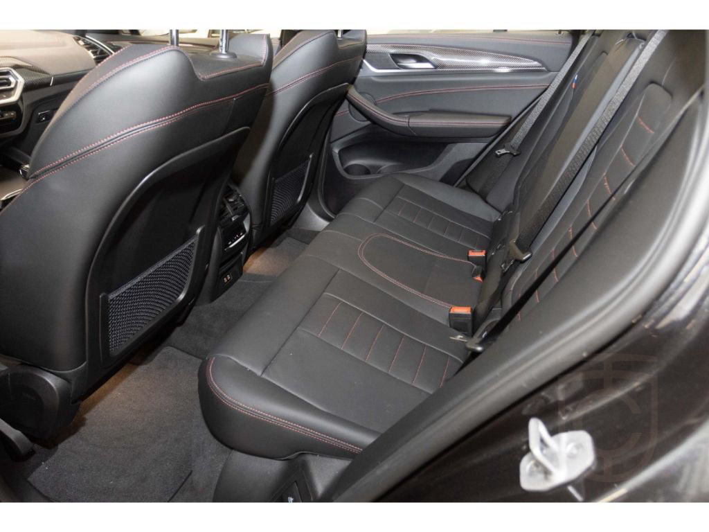 BMW X4 xDrive30dMSport+AHK+Panorama+HUD+Leder+StandH