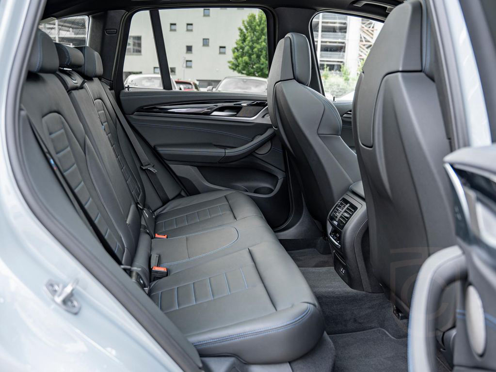 BMW X3 M40i 21Z PANO H/K DAPro HUD AHK M-Sitz LENKRH