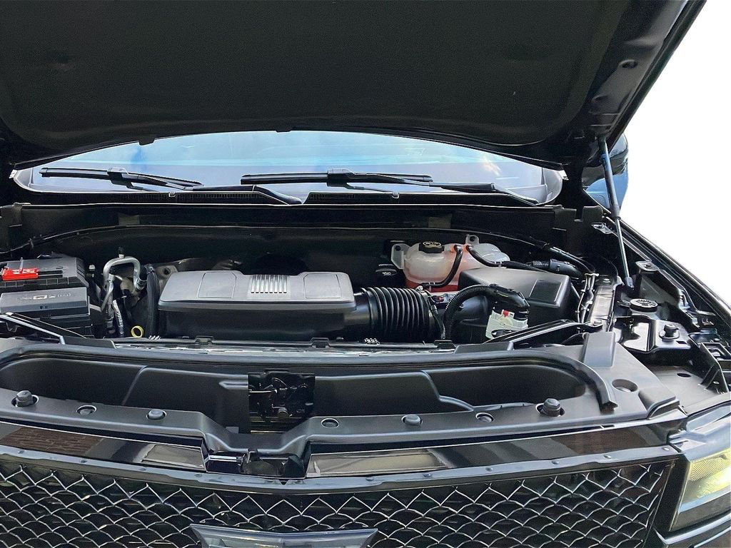 Cadillac Escalade Sport Platinum AWD *Voll*