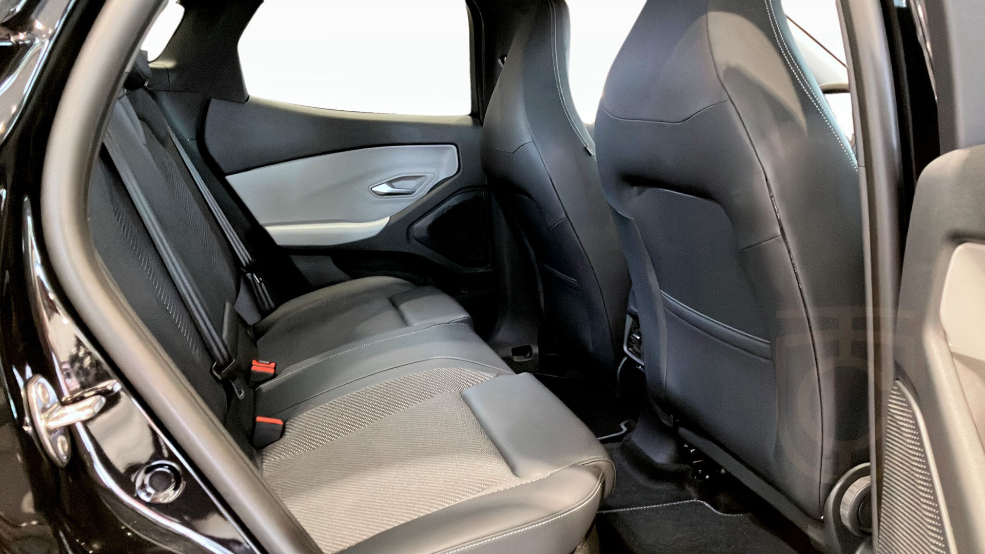Ford Explorer EV Extended Range RWD