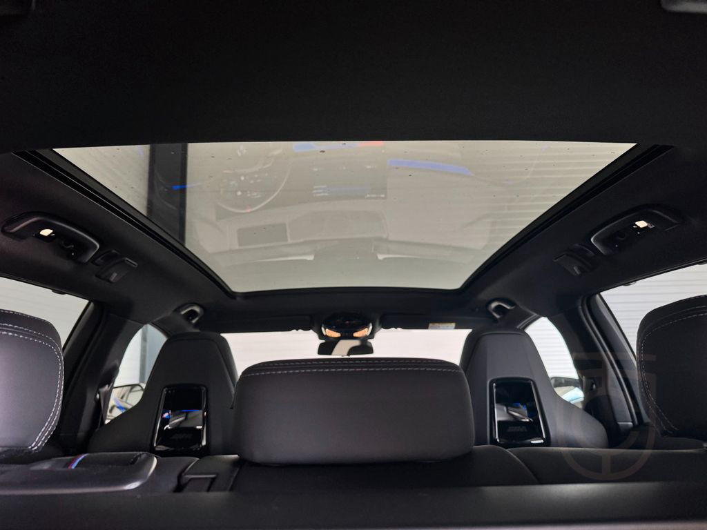 BMW M5 Touring PANO/HUD/AHK/INNO/SITZLÜFTUNG/ICONIC