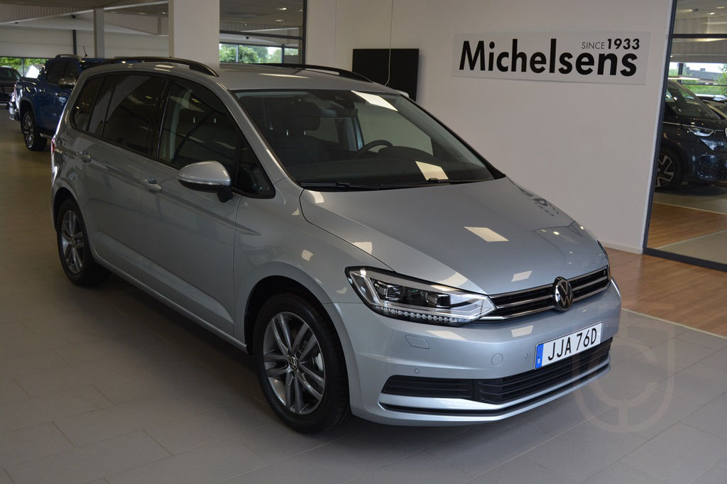 Volkswagen Touran 7-seater