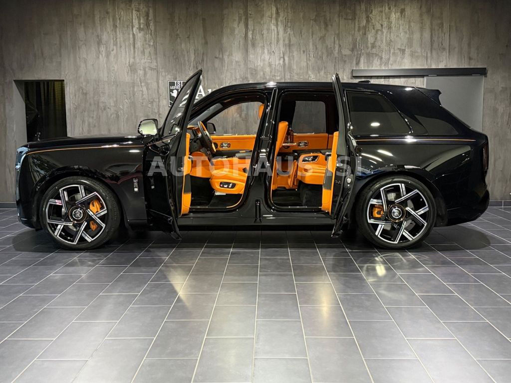 Rolls-Royce Cullinan II BLACK BADGE,FACELIFT,FULL,CURTAINS