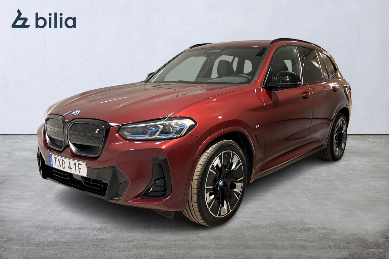 BMW iX3 Charged Plus