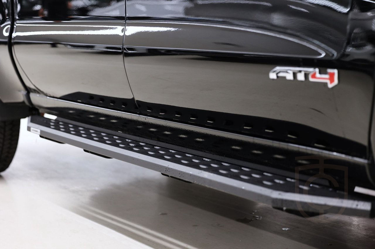 GMC Sierra AT4 6.2L V8 Onyx Black Premium