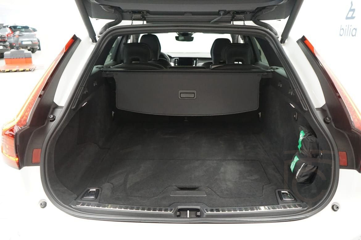 Volvo V90 T6 Plus Dark Edition