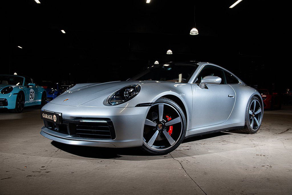 Porsche 911 992 Carrera 4S