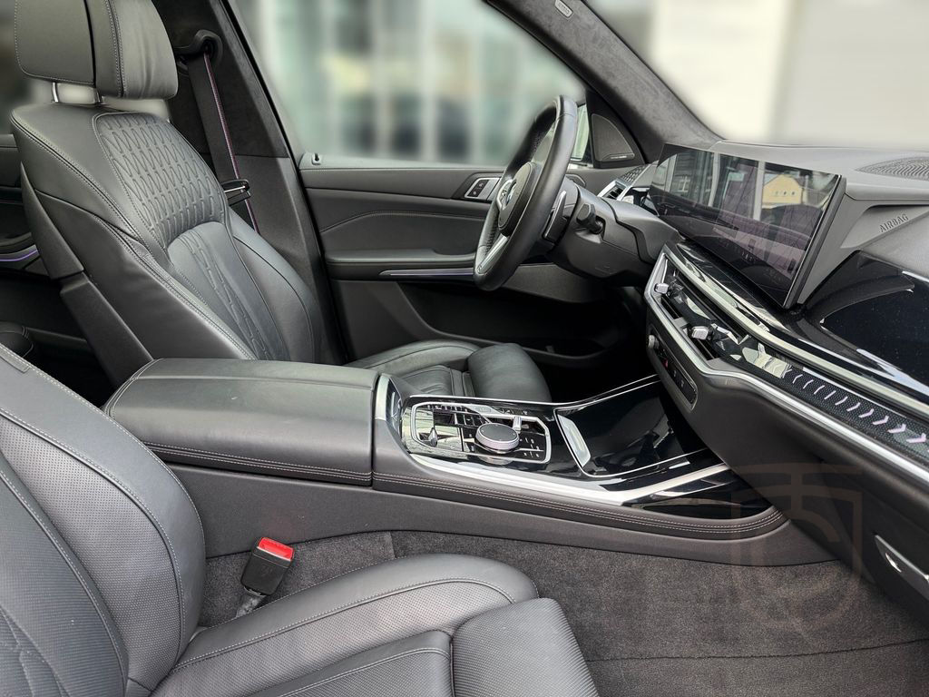 BMW X7 xDrive40d M SPORTPAKET PRO+ICONIC GLOW+AHK