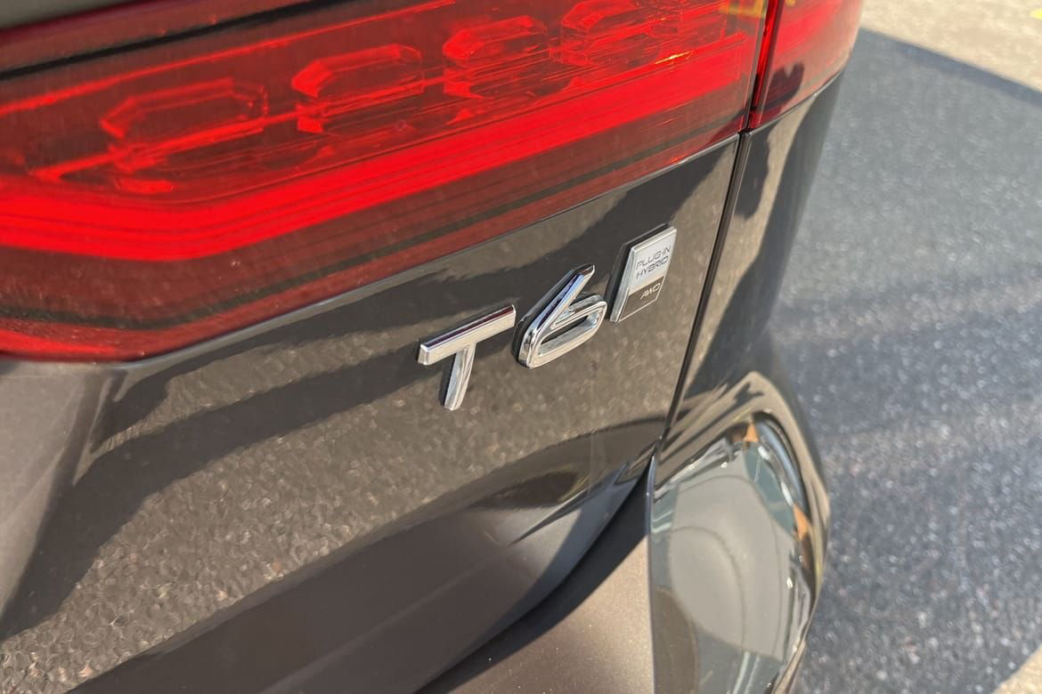 Volvo V60 T6 Plus Dark B-Kamera