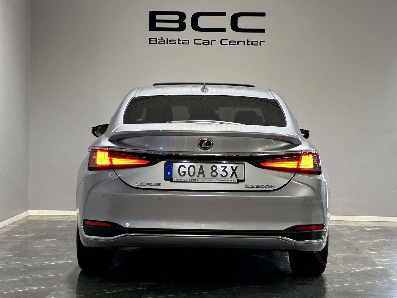Lexus ES 300h 2.5 E-CVT Limited Edition