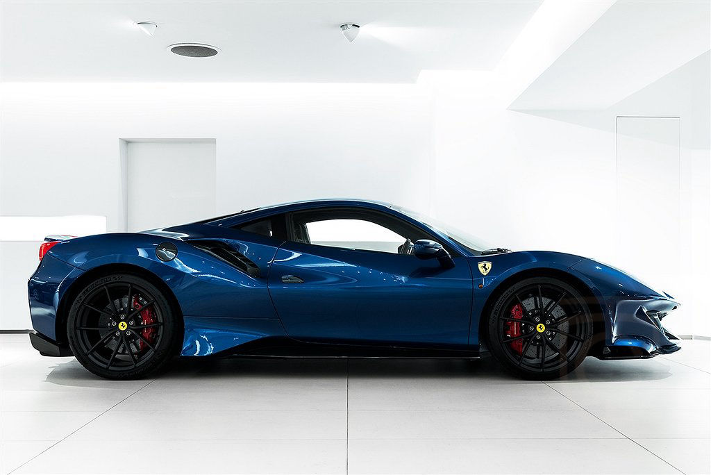 Ferrari 488 Pista