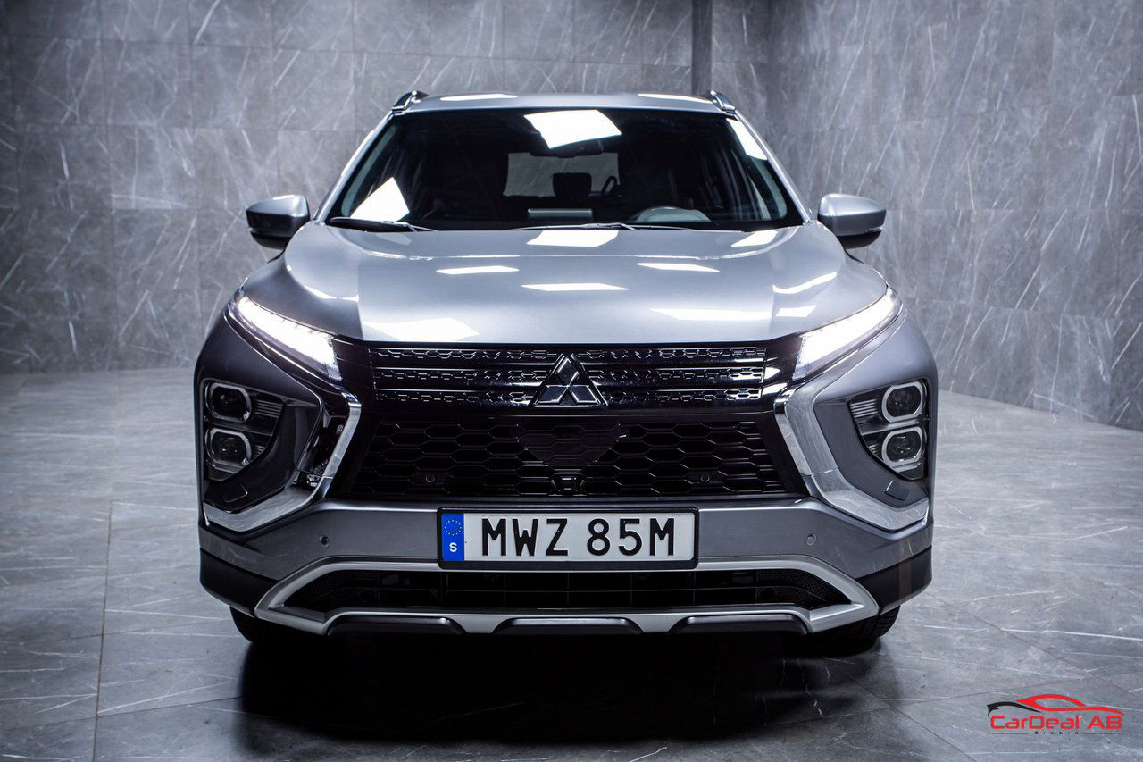 Mitsubishi Eclipse Cross Plug-In Hybrid 2.4 4WD CVT 149kW 2021