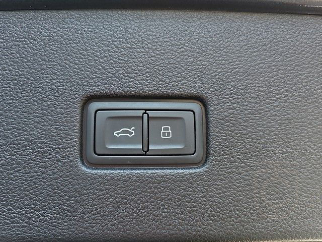 Audi SQ8 4.0 TFSI quattro Tiptronic Matrix Pano B&O