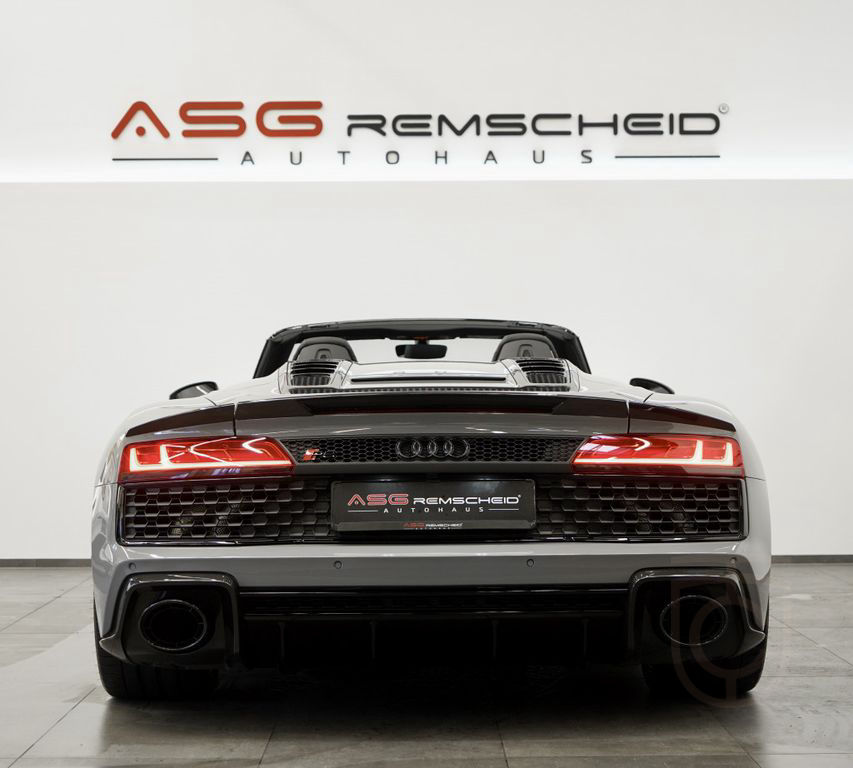 Audi R8 q. Spyder Performance *Carbon *20 *Keramik