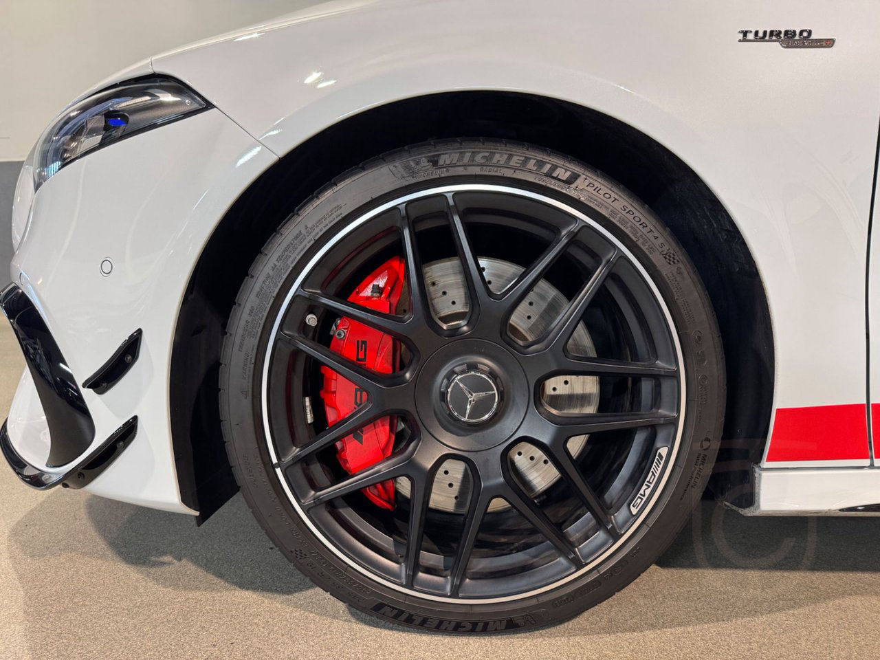 Mercedes-Benz AMG A 45 S 4MATIC+ Burmester