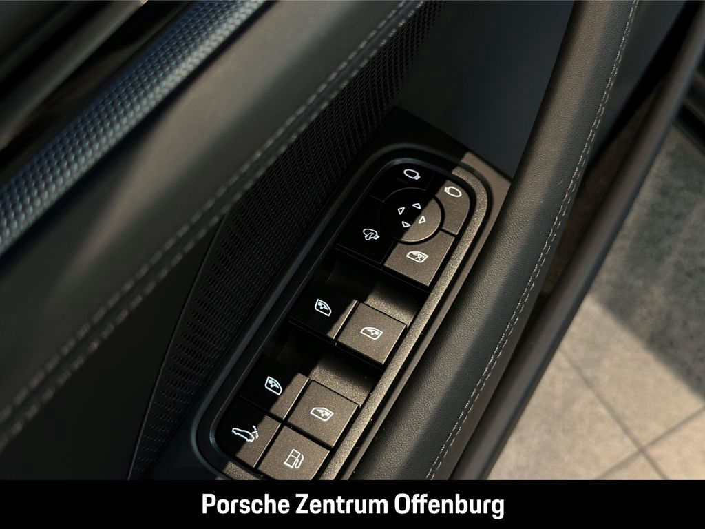 Porsche Panamera 4 E-Hybrid neues Modell, HUD Panorama S