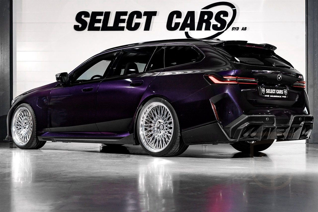 BMW M5 Touring Fullutrustad