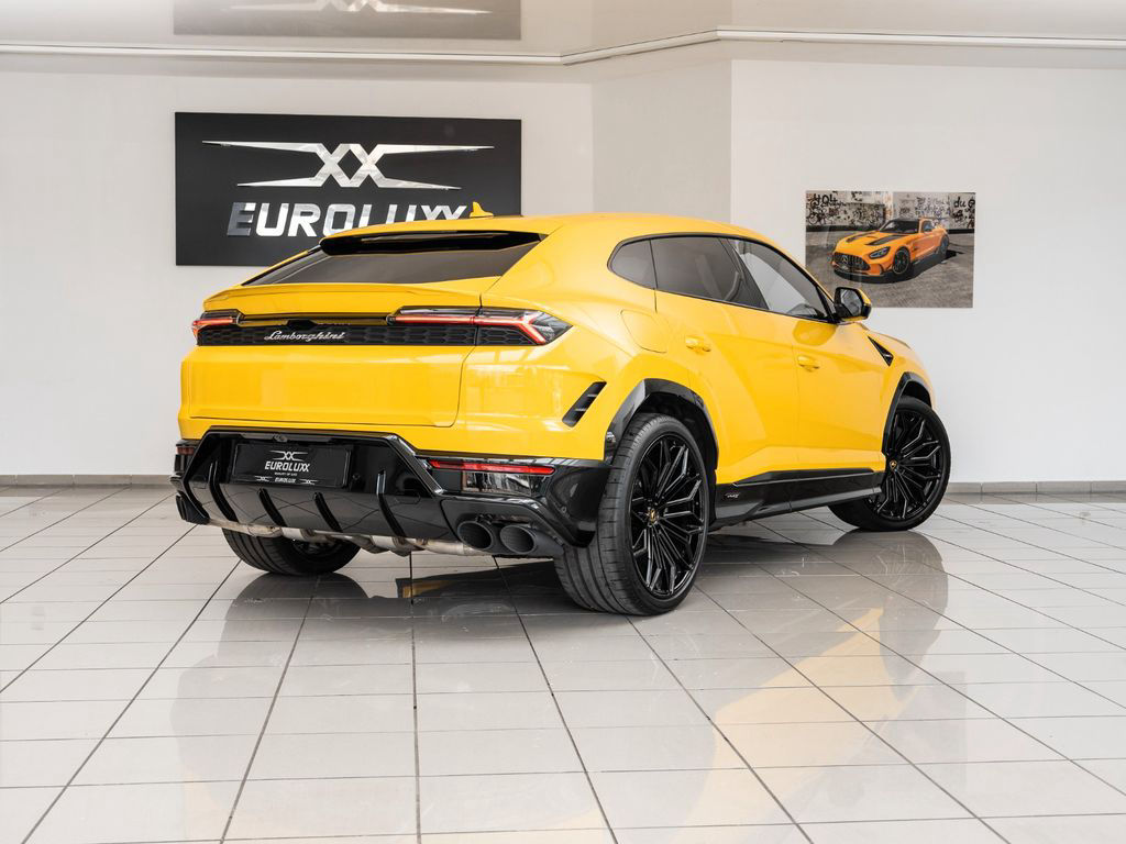Lamborghini Urus SE Hybrid B&O/PANORAMA/23"/Massage