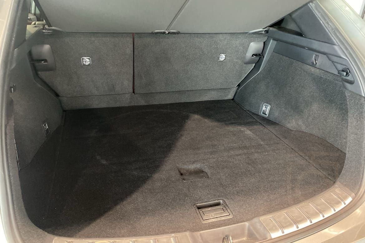 Lexus NX 350h AWD Business