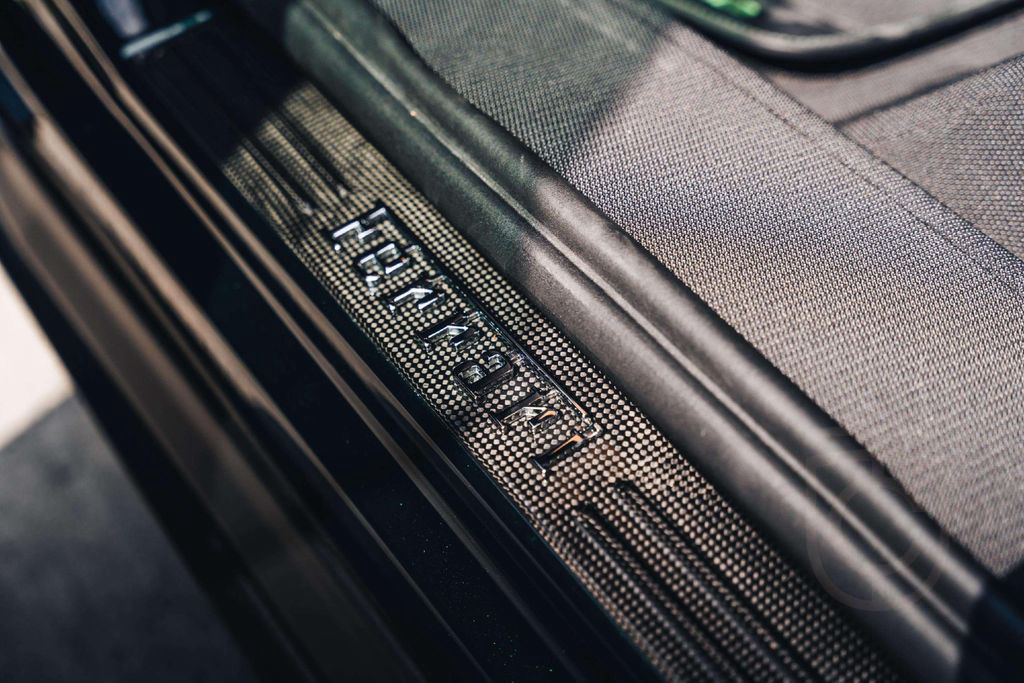 Ferrari Purosangue Verde Zeltweg / Carbon / Design Spec.