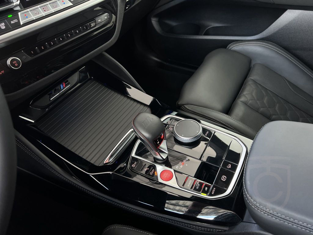 BMW X4 M Competition M-DriversP. NAVI adapLED HUD