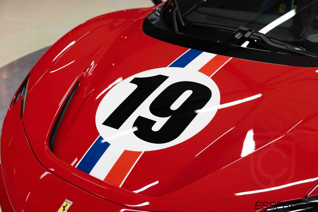 Ferrari SF90 Stradale | Hommage to 250 GTO Le Mans
