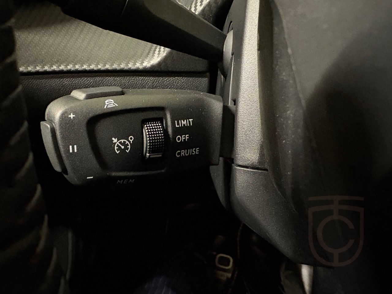 Peugeot 208 ALLURE 1.2 PT100 360kamera