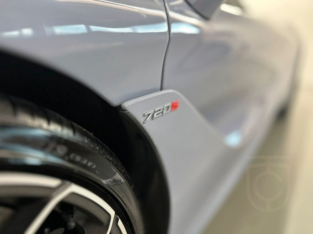 McLaren 720S Spider / Electrochromic Roof / Carbon Fibre