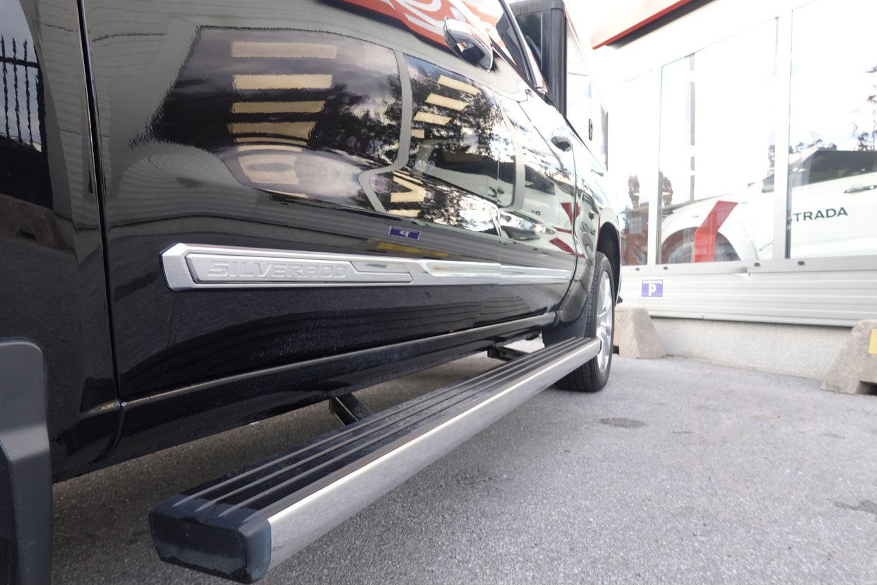 Chevrolet Silverado 6.2 V8 High Country Midnight 4.995:-