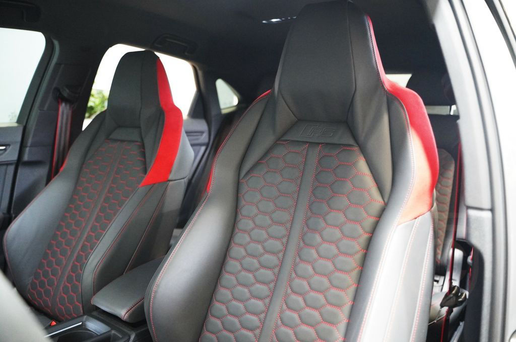 Audi RS Q3 Sportback 2.5 TFSI 280km/h*SONOS*AHK*ACC