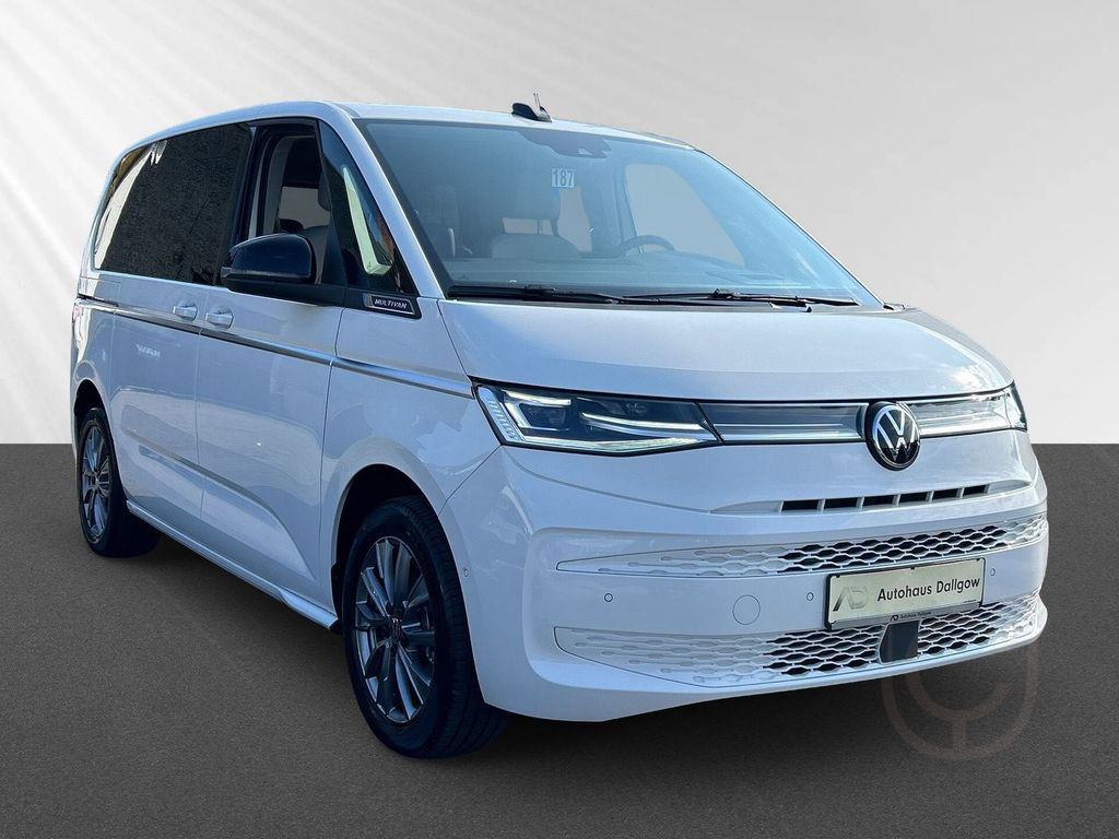 Volkswagen Multivan Style 2.0TDI (UPE78,500)LED+Keyl+Pano+L