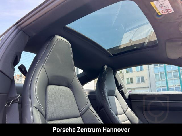 Porsche 992 -2 (911) Carrera