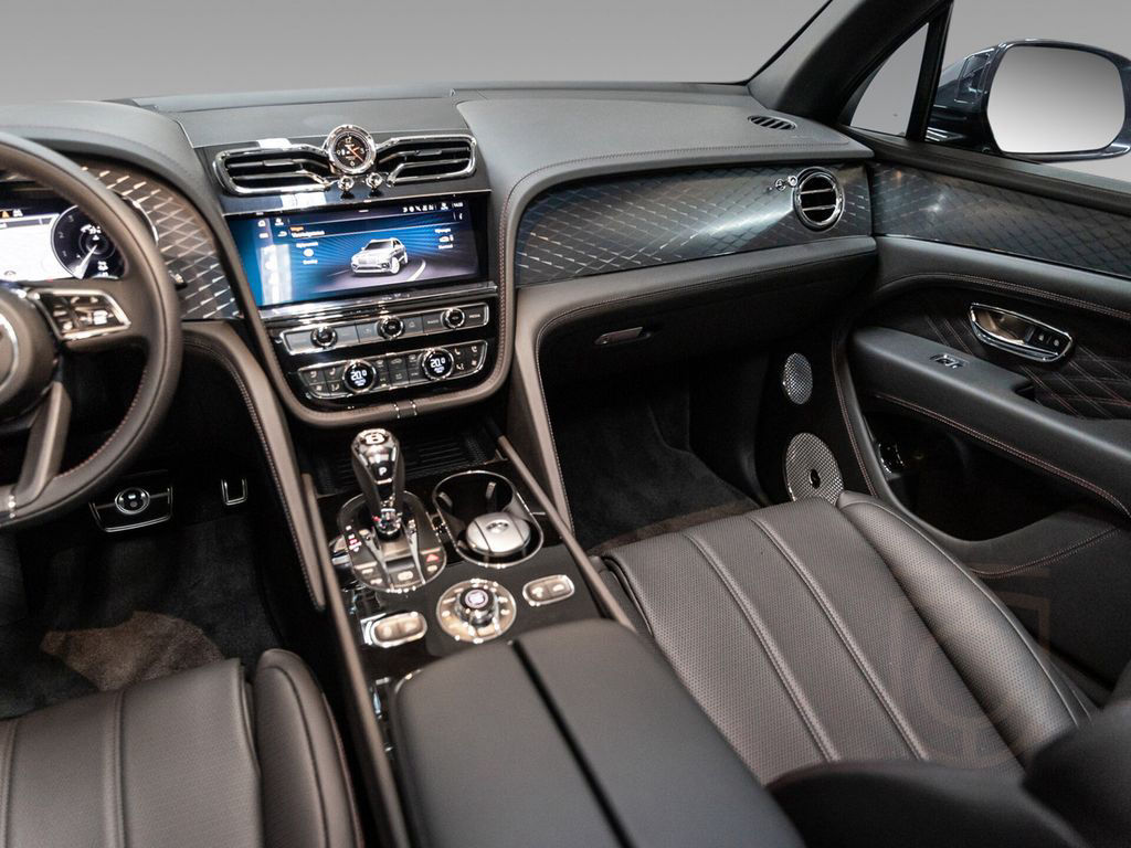 Bentley Bentayga V8 Azure EWB |First Edition|Black Line|