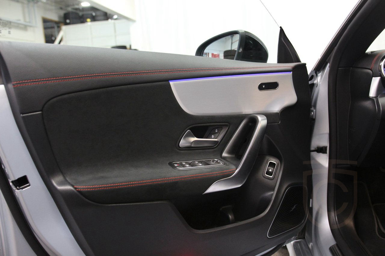 Mercedes-Benz CLA 250 e Coupé AMG Line Night Burmester 360°
