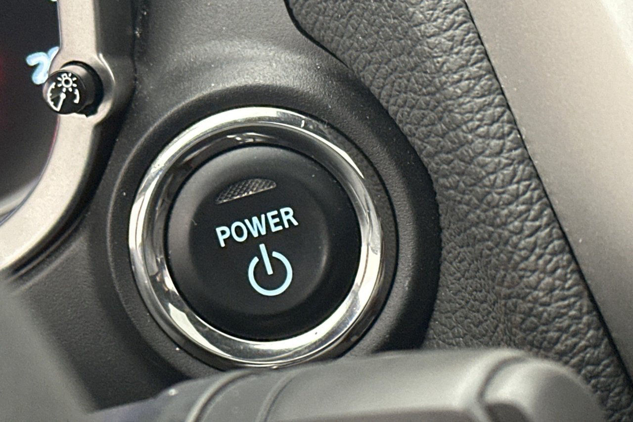 Mitsubishi Eclipse Cross Plug-In 4WD 360
