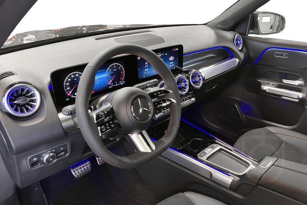 Mercedes-Benz EQB 250+ AMG Line