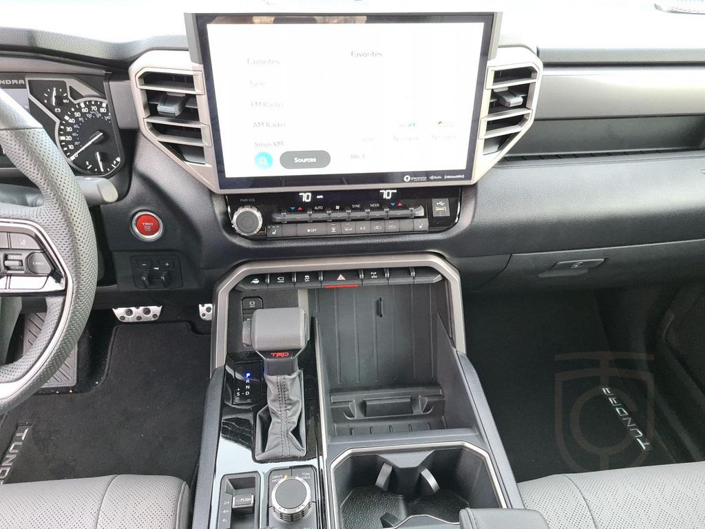 Toyota Tundra SR5 4x4 3.5 Bi-Turbo 389PS 10-G Aut. +TRD
