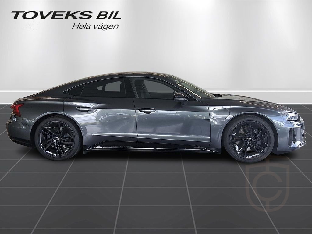 Audi E-Tron GT quattro