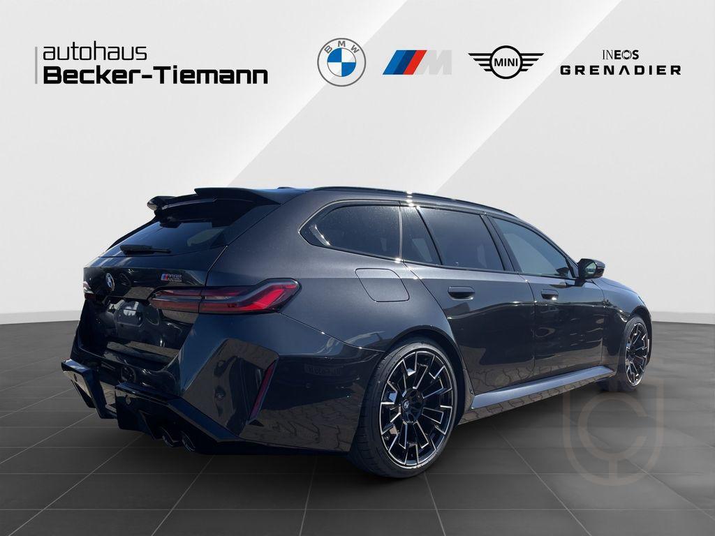 BMW M5 Touring - UPE 157.730,- € 0,5% Versteuerung!!